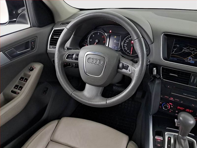 Audi Q5 (2009) 3.0 TDI, 4X4, Automat, Navi - fotka 7 z 19