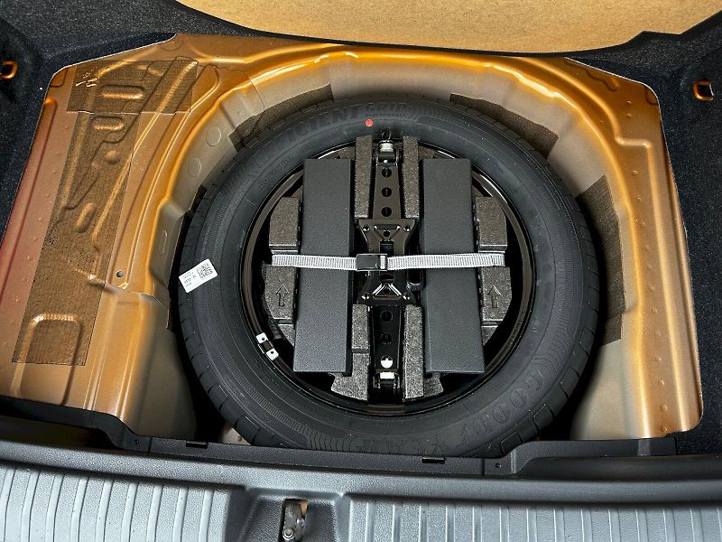 Škoda Kamiq (2024) 1.0 TSI 85kW DSG Monte Carlo - fotka 32 z 35