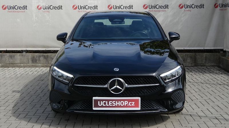 Mercedes-Benz Třídy A 180 Sedan - fotka 2 z 22