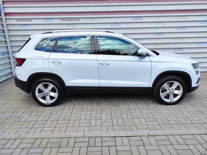 Škoda Karoq 1,5TSi ACT, DSG, STYLE, TZ - fotka 3 z 51