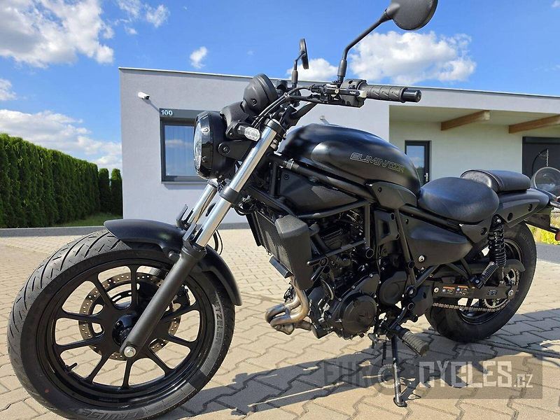 Kawasaki (2024) Eliminator 500 - fotka 6 z 13