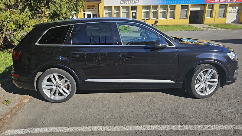 Audi Q7 (2017) 3.0 TDI, CZ, 7míst, Matrix... - fotka 2 z 28