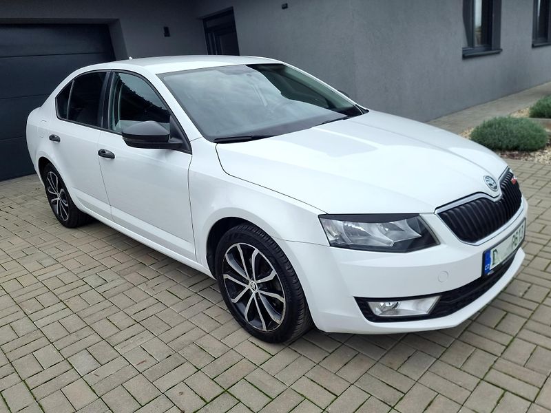 Škoda Octavia (2013) - fotka 6 z 20