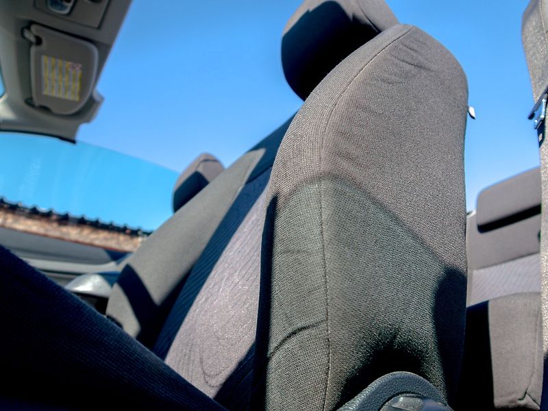 Ford Focus (2008) 1.6i 16V 74KW – KABRIO - fotka 15 z 41