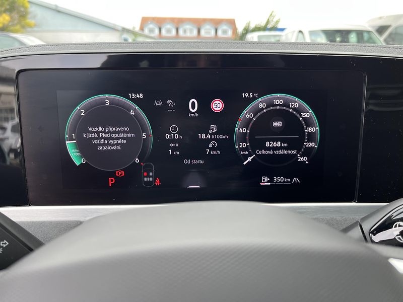 Volkswagen Passat (2026) R-Line 2,0 TDI 110 kW  DSG - fotka 15 z 27