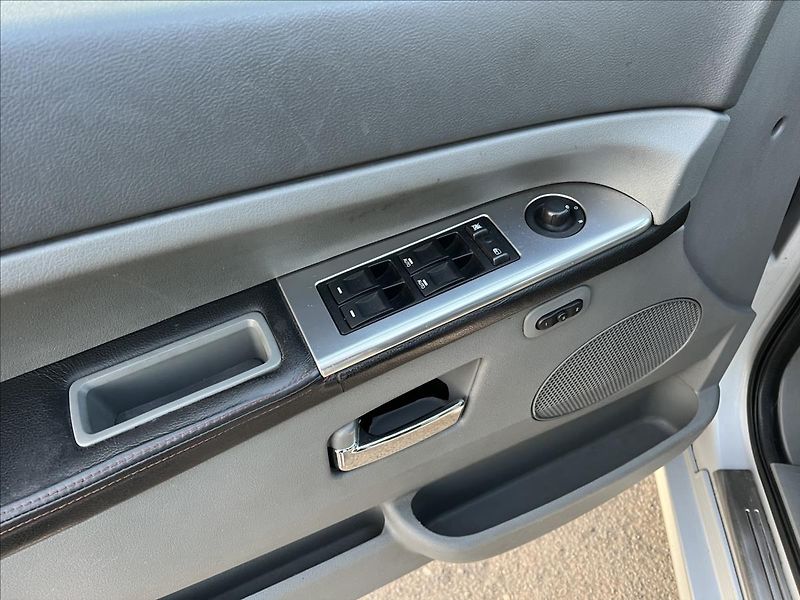 Jeep Grand Cherokee 6,1 SRT8,Tažné,LPG - fotka 11 z 18