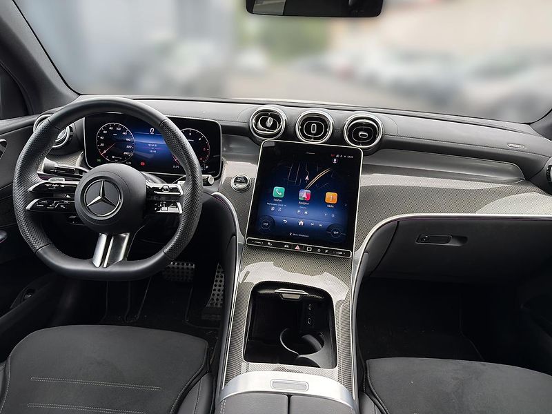 Mercedes-Benz GLC 220d 4MATIC kupé - fotka 11 z 16