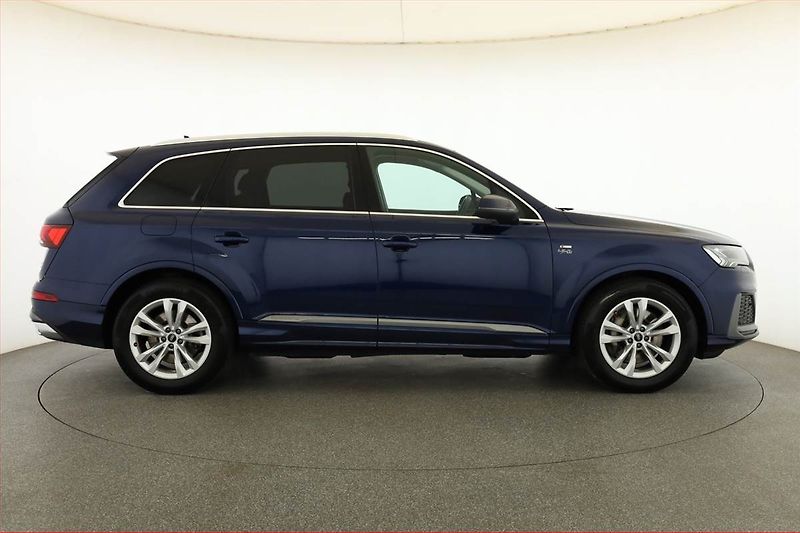 Audi Q7 (2021) 50 TDI - fotka 6 z 21