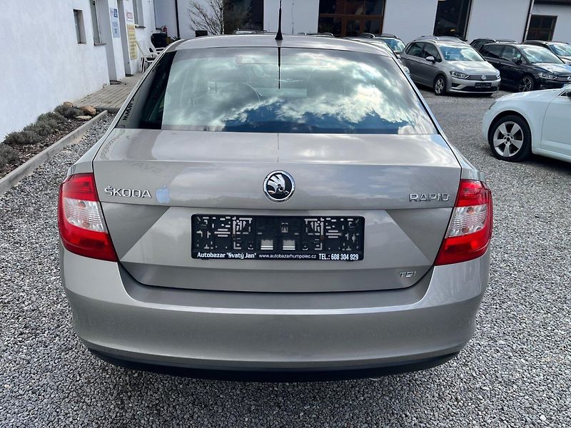 Škoda Rapid (2013) 1.2 TSi - fotka 3 z 16