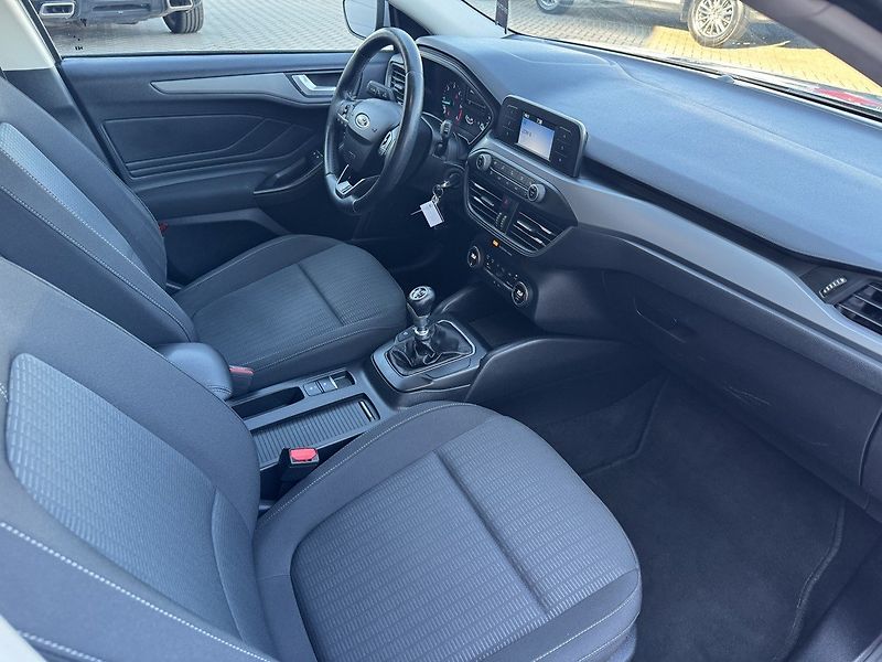 Ford Focus (2020) 1.5EcoBlue Digi Klima Tempomat - fotka 14 z 49