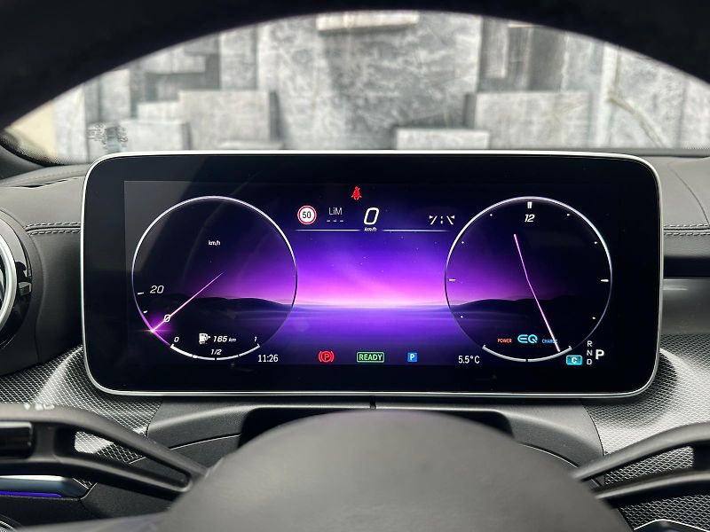 Mercedes-Benz Třídy C (2021) C200, 4MATIC, AMG, DPH - fotka 35 z 47