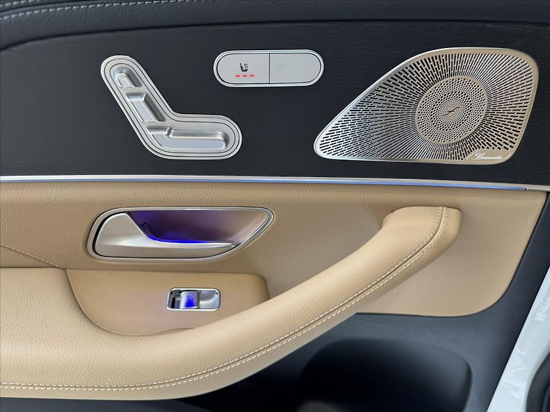 Mercedes-Benz GLS 350d 4M*NEZÁVISLÉ*MASÁŽ - fotka 38 z 52