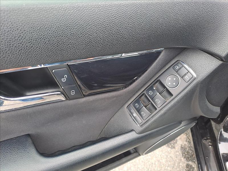 Mercedes-Benz Třídy C 200 CDI - fotka 10 z 15