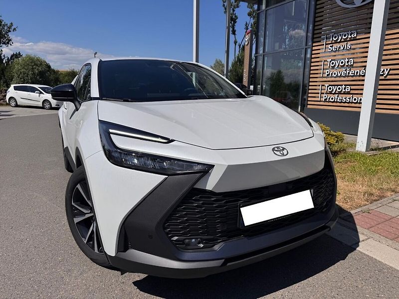 Toyota C-HR 1.8 Style - fotka 1 z 13