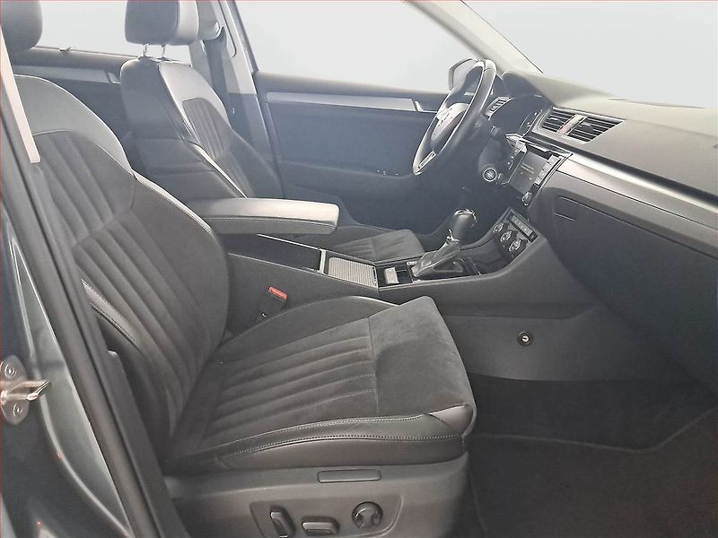 Škoda Superb (2016) Style Plus 2.0 TDI, Automat - fotka 9 z 21