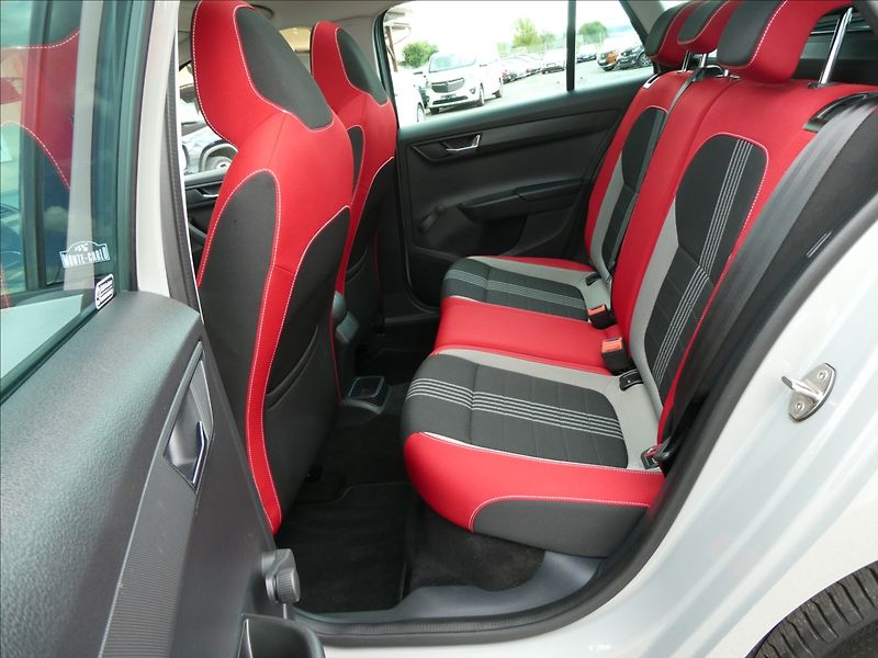 Škoda Fabia 1,2 TSI 81kW Monte Carlo, ČR - fotka 28 z 48