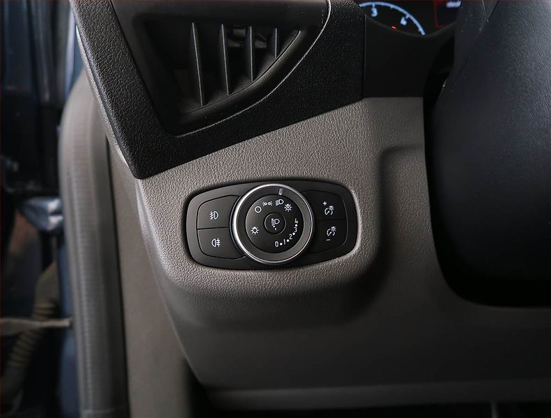 Ford Tourneo Connect (2022) Maxi Active 1.5 EcoBlue, 7Míst - fotka 21 z 22