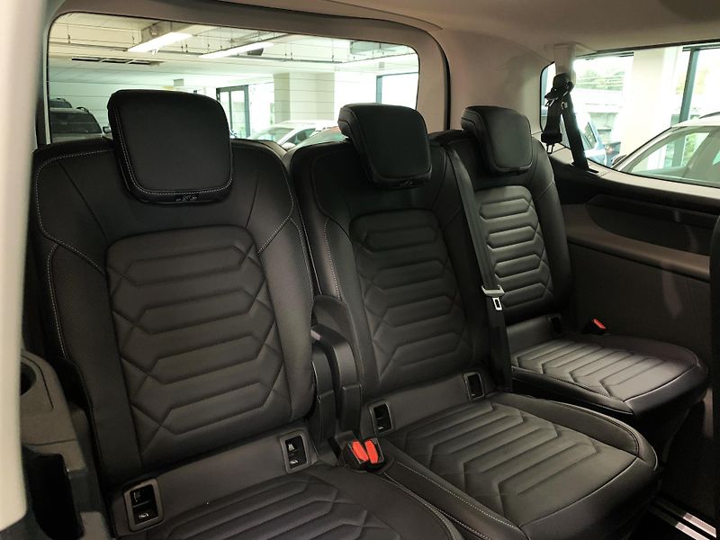 Ford Tourneo Custom L1 Titanium X 125kW AT, ČR - fotka 12 z 32