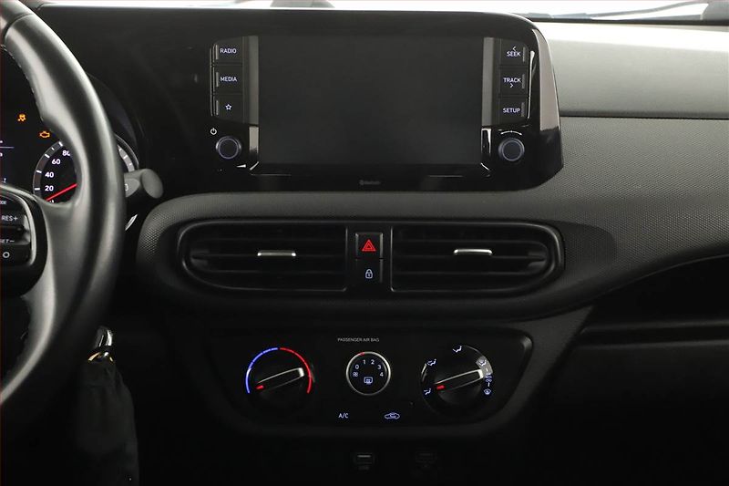 Hyundai i10 (2022) 1.0, Automat, ČR,1.maj - fotka 12 z 13