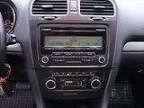 Volkswagen Golf Variant 1,6 TDI 77kW DSG Aut.klima CZ - náhled 16
