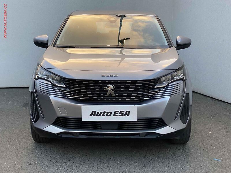Peugeot 5008 (2021) 1.5HDi, ČR, Active, LED - fotka 2 z 17