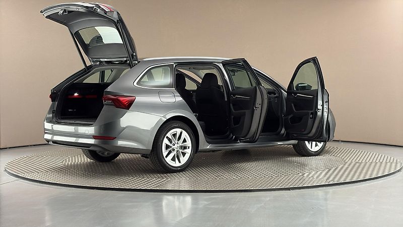 Škoda Octavia 1.4 TSI iV DSG Style Combi - fotka 6 z 27