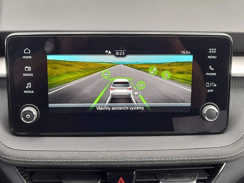 Škoda Fabia Top Selection 1.0 TSI 85kW 6MP - fotka 14 z 20