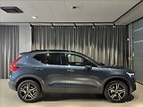 Volvo XC40 (2026) 2,0 B4  Plus - náhled 2