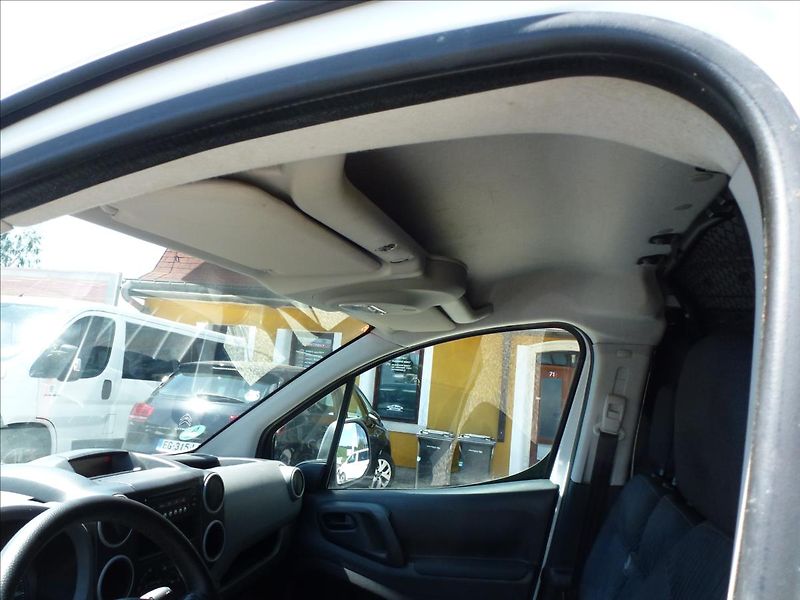 Peugeot Partner 1,6 HDI LONG L2H1 WEBASTO 3mís - fotka 18 z 44