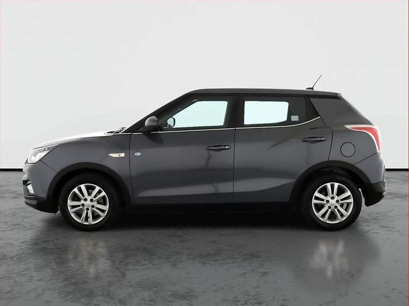 SsangYong Tivoli (2019) 1.6 e-XDi, 4X4, Serv.kniha - fotka 3 z 17