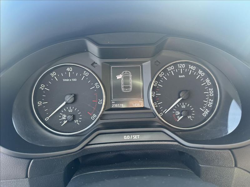 Škoda Octavia 1,4 CNG - fotka 12 z 15