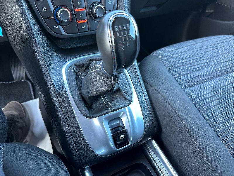 Opel Meriva (2015) 1.4 Turbo 88kw - fotka 19 z 22