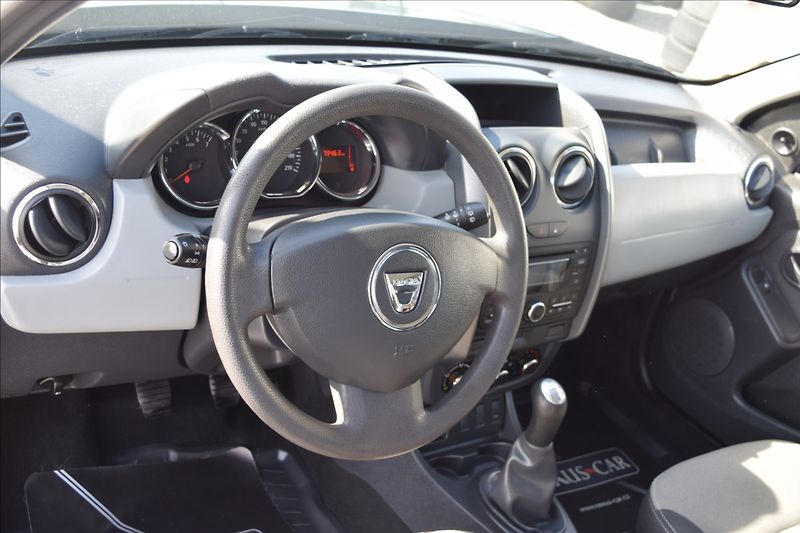 Dacia Duster 1,6 I 77KW NÍZKÉ KM 2XKOLA TOP - fotka 16 z 44