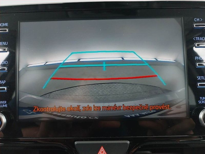Toyota Yaris (2023) Style 1.5 VVT-i Hybrid - fotka 18 z 18