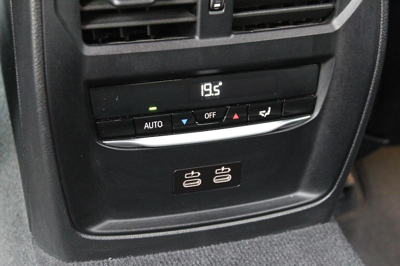 BMW Řada 4 420d xDrive Gran Coupé - fotka 20 z 24