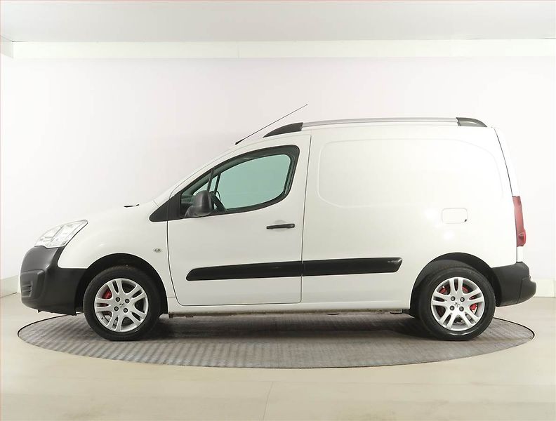 Citroën Berlingo (2017) 1.6 BlueHDi, 3Místa - fotka 3 z 16
