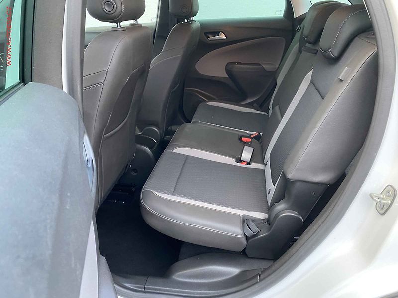 Opel Crossland X (2018) 1.2 T, Innovation, park. - fotka 10 z 18