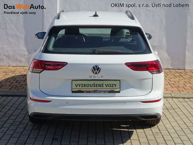 Volkswagen Golf (2022) 1,0TSi /81kW Variant Life - fotka 20 z 27