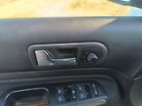 Volkswagen Golf TDI 4X4,PĚKNÝ,VÝBAVA,SERVISKA - náhled 17