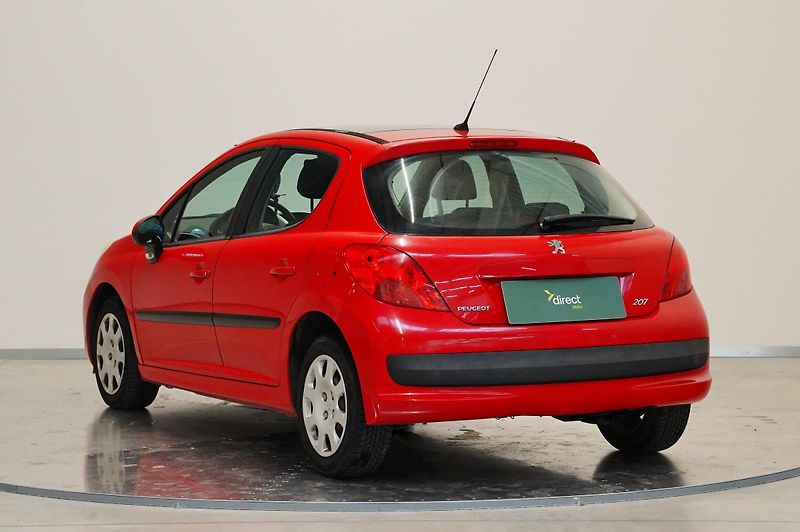 Peugeot 207 - fotka 4 z 6