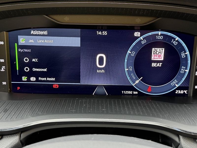 Škoda Octavia (2023) 2.0TDi DSG Liftback - fotka 8 z 12