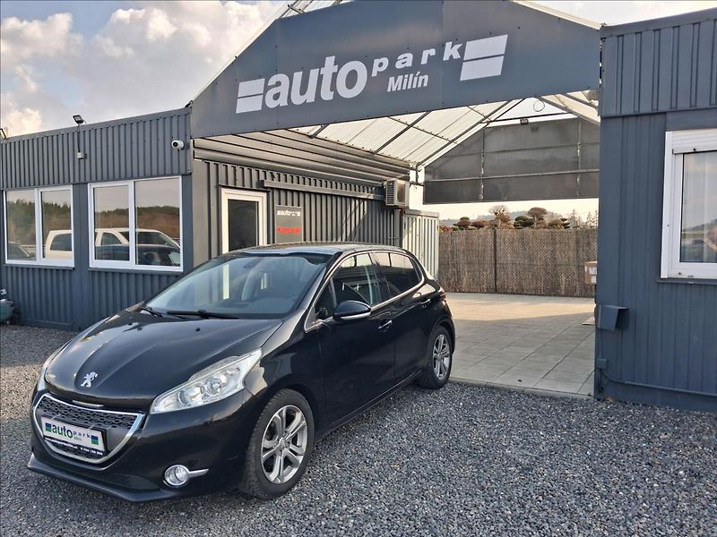 Peugeot 208 1,6 Hdi 84 kw, 6 kvalt - fotka 3 z 13