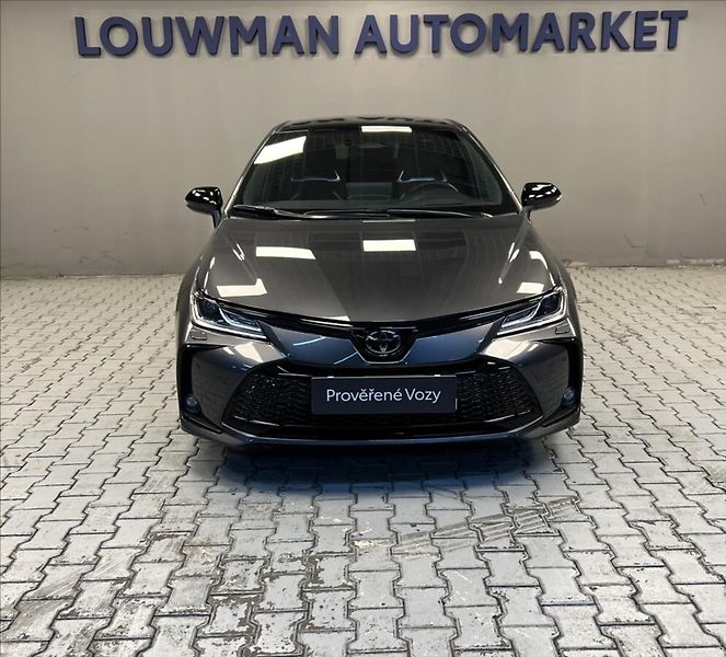 Toyota Corolla 1,8 Hybrid AT GR SPORT DYNAMIC - fotka 4 z 17