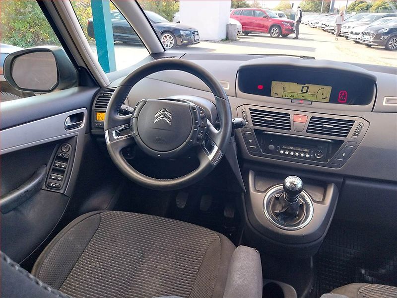 Citroën C4 Picasso (2012) 1.6 HDi, Serv.kniha, po STK - fotka 7 z 16