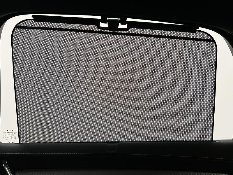 Volvo S90 B6 AWD R-Design - fotka 23 z 49