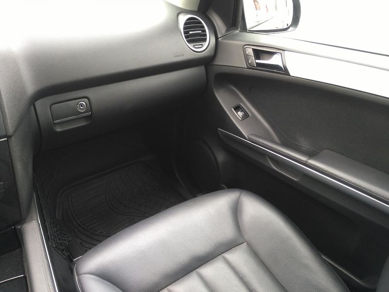Mercedes-Benz Třídy M ML 280 CDI /140 kW/ - fotka 14 z 38