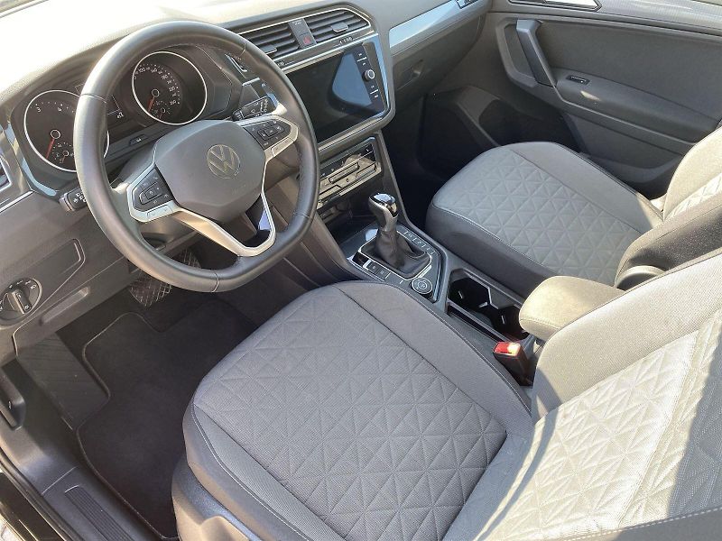 Volkswagen Tiguan (2021) 2.0 TDI 4Motion DSG Life - fotka 6 z 34