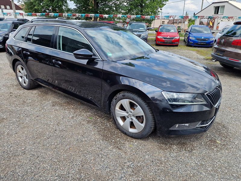 Škoda Superb 2,0TDI 110KW NAVI VÝHŘEV  - fotka 3 z 20