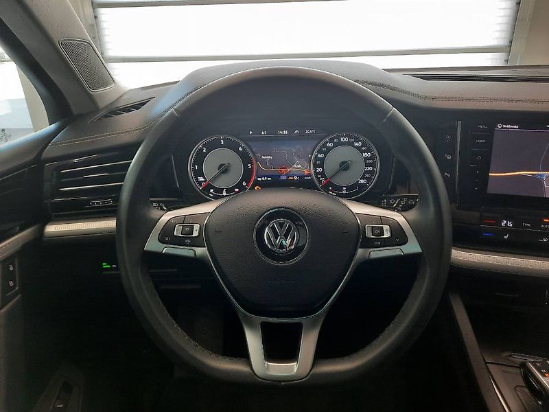 Volkswagen Touareg (2020) 3.0 TDI 4Motion (170kW/231k) T - fotka 14 z 27
