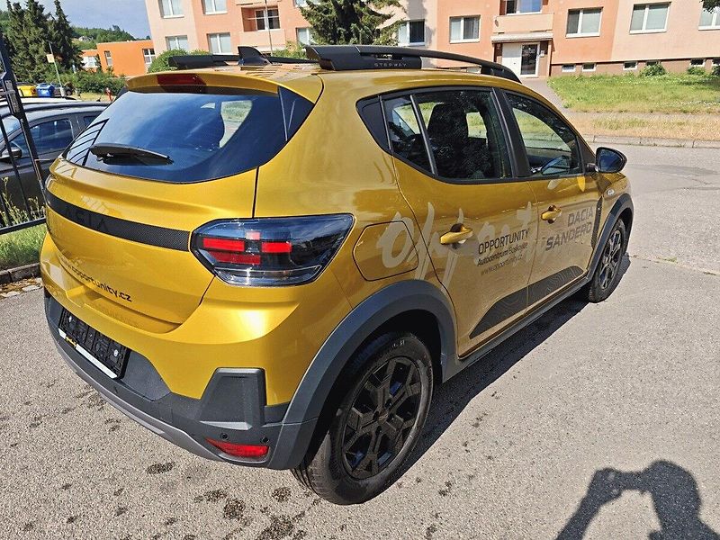 Dacia Sandero (2026) Stepway Extreme TCe 110 - fotka 3 z 6